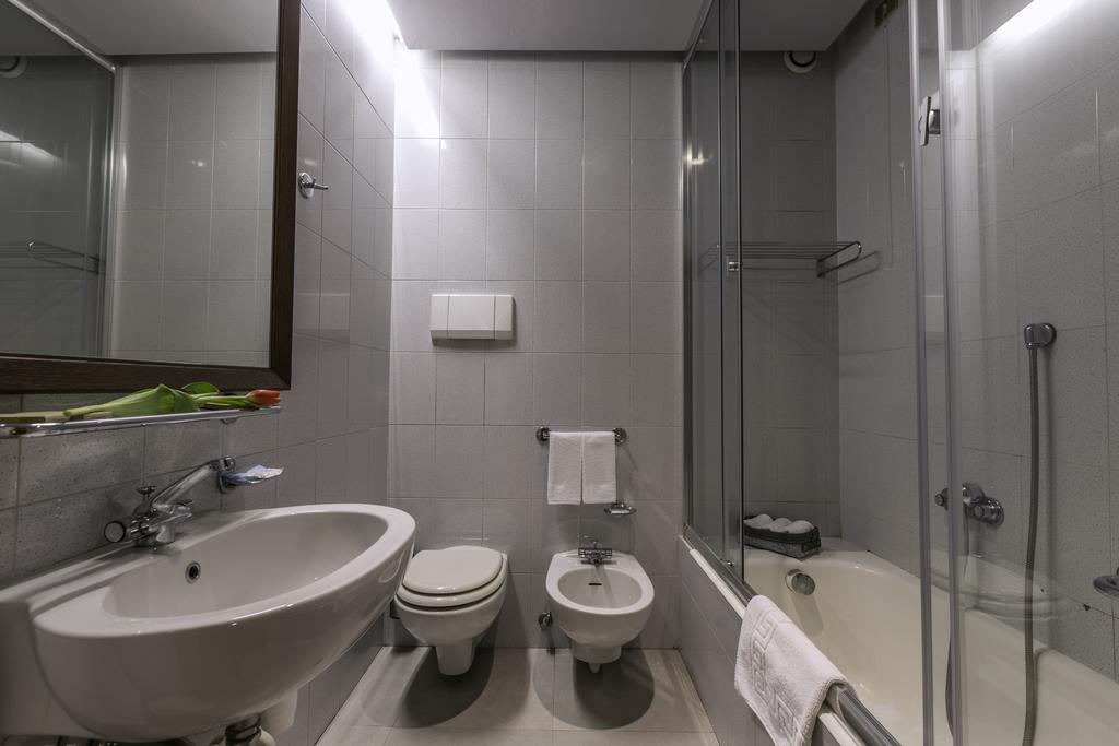 Capo Horn Hotel Boario Terme Buitenkant foto